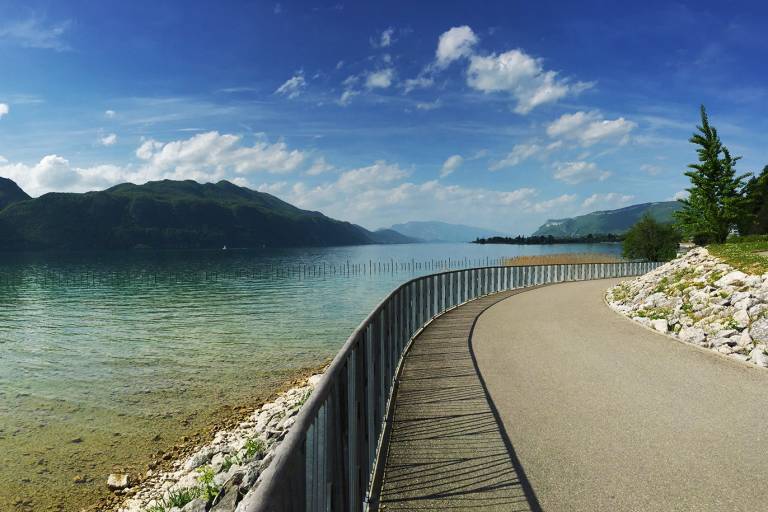 Bourget-du-Lac - Aix les Bains Cycle Path image1
