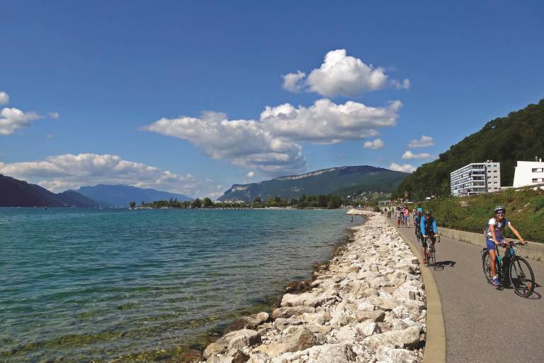 Autour du lac image2