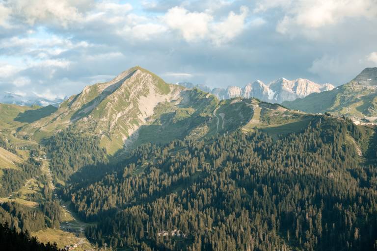 Randonnée pédestre : le Col de Bassachaux par la Tête de Lindaret image1