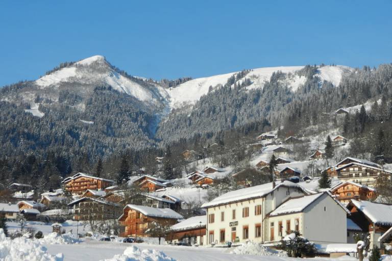 Village loop - walking trail image2