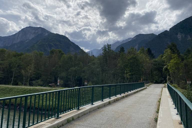Les 3 ponts par la digue - Balade depuis le Bourg-d'Oisans image2