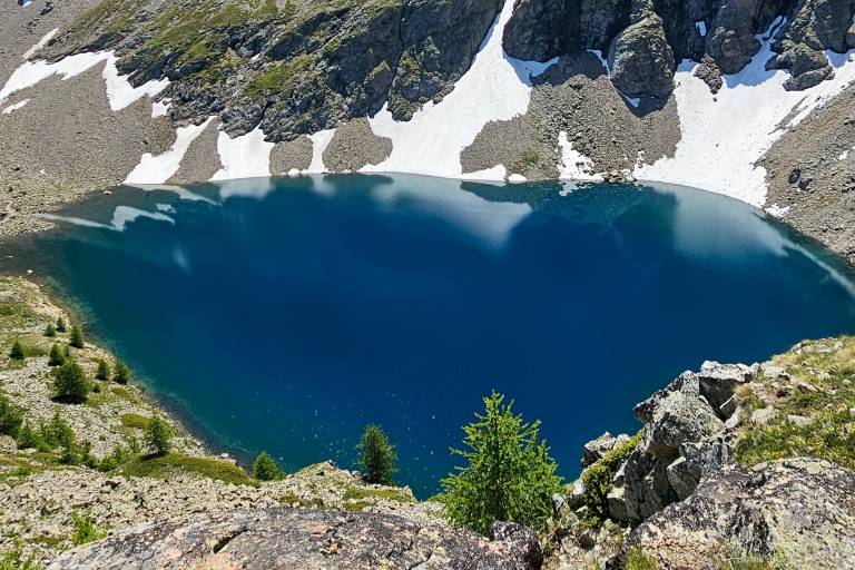Evariste Chancel refuge and Puy Vachier lake from 2400m image1
