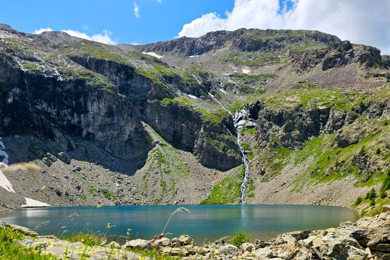 Evariste Chancel refuge and Puy Vachier lake from 2400m image2