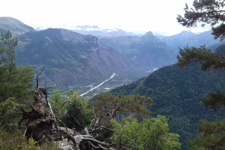 Oulles, La Palud - Hiking from Le Bourg-d'Oisans image2