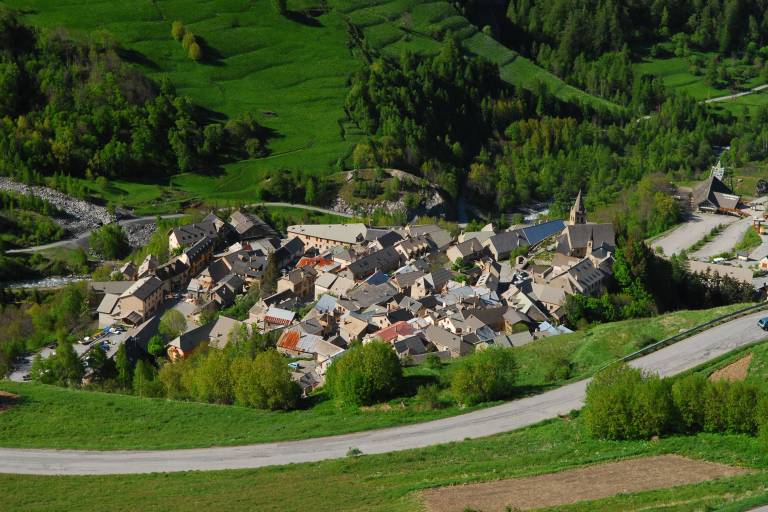 Les hameaux de La Grave en vélo électrique image1
