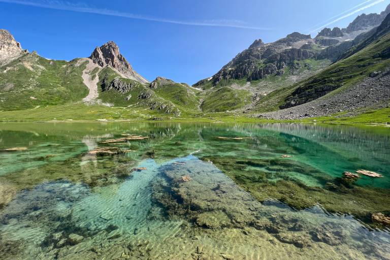 9 - Le tour des lacs retour par la Combe de l'Aiguille Noire - Itinéraire de VTT / VTTAE image1