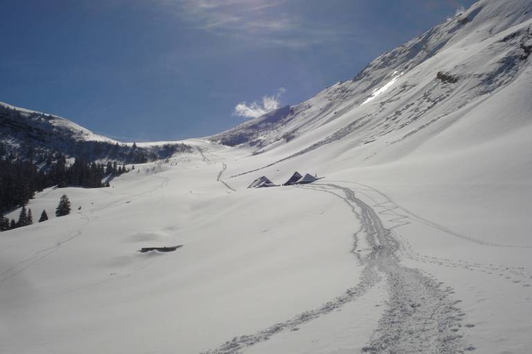 Randonnée raquettes : La combe d'Arclusaz image1