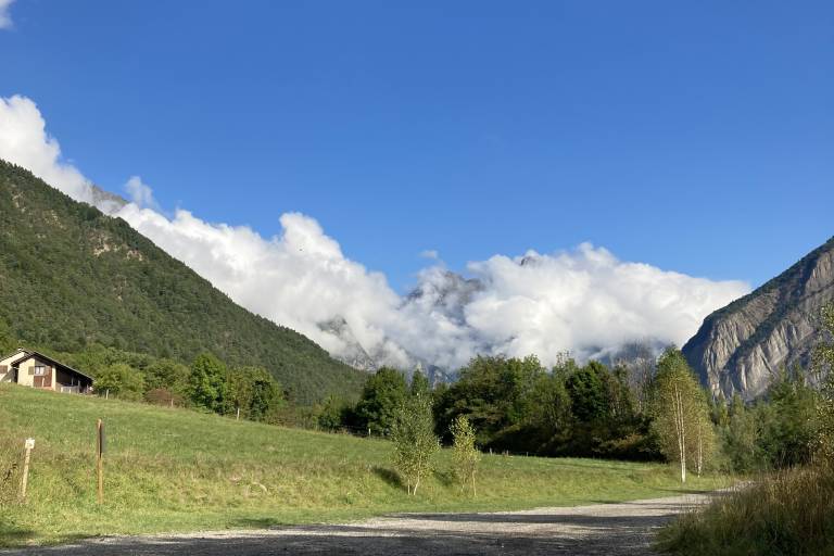 La Voie Romaine - Randonnée depuis le Bourg-d'Oisans image1