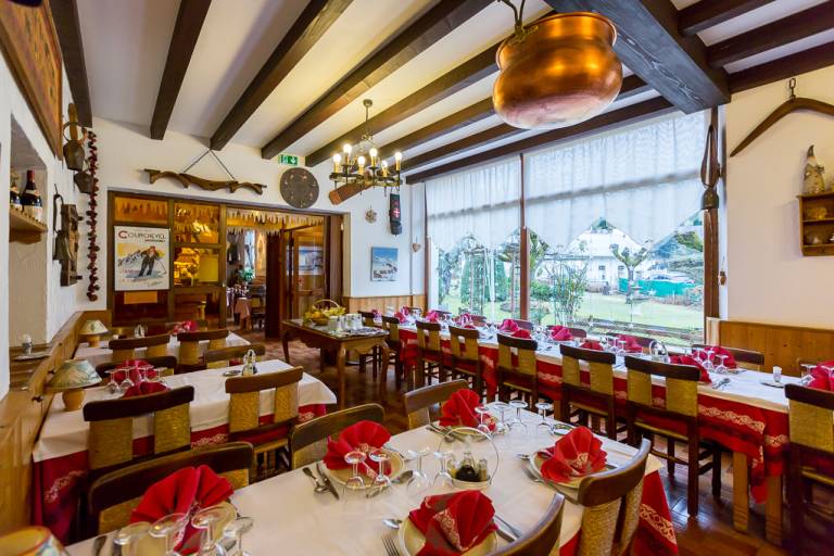 Bar Les Alpes - Hôtel les Alpes image2