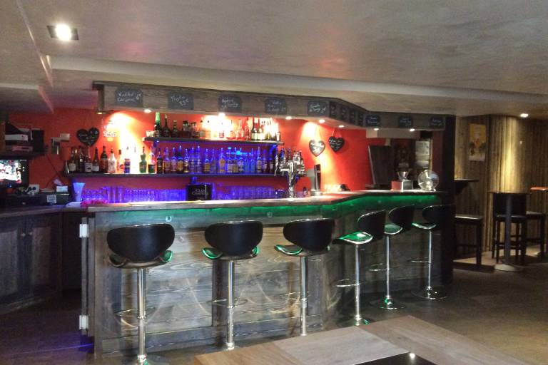 Le Café Chaud image1