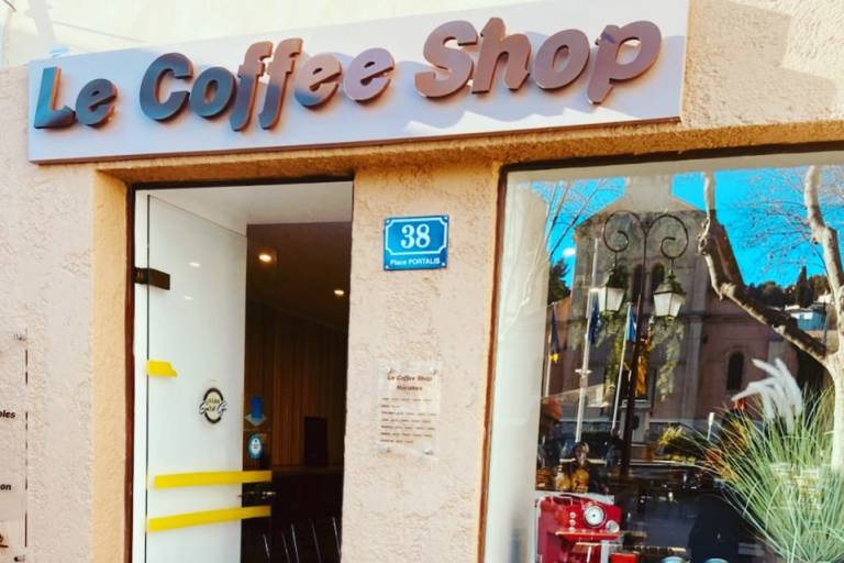 Le Coffee Shop image1