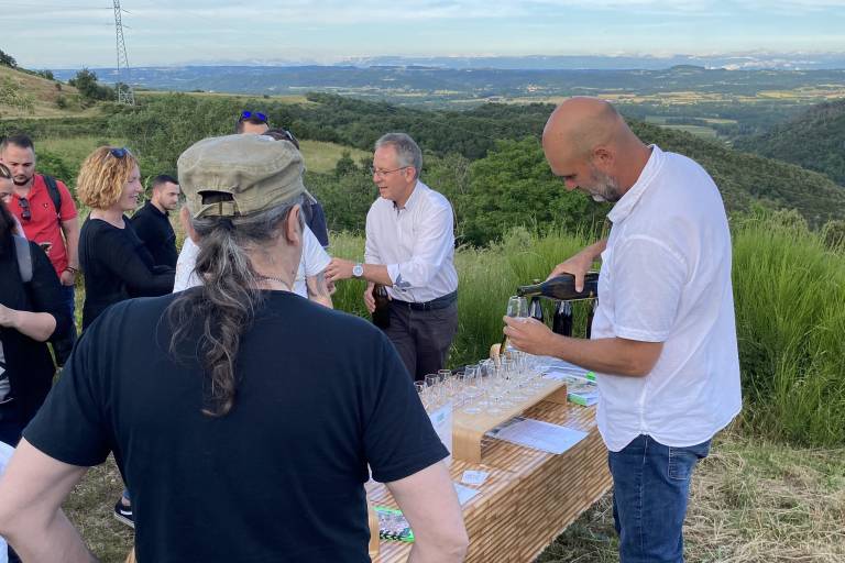 Apéro sunset in the vineyards (Domaine Les vins de St Vallier) image2