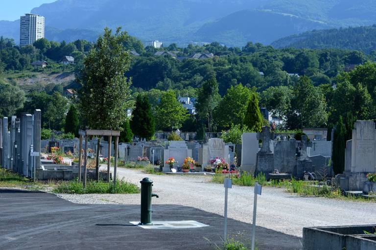 Charrière Neuve Cemetery image1
