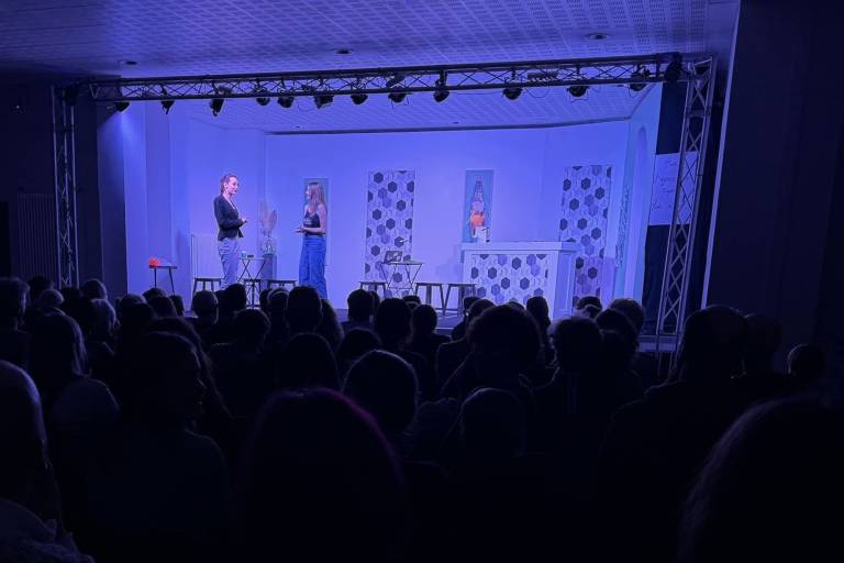 Café-théâtre "Rien ne sert de tout dire, il faut mentir à point !" image1