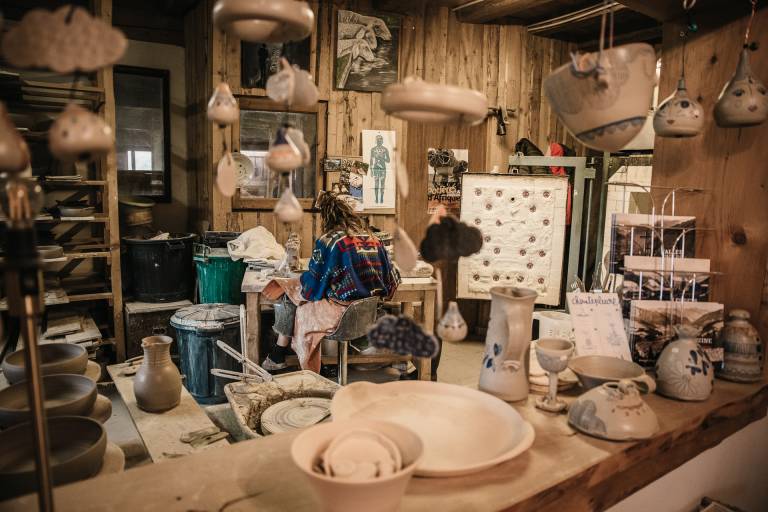 Artisanal pottery visit image2