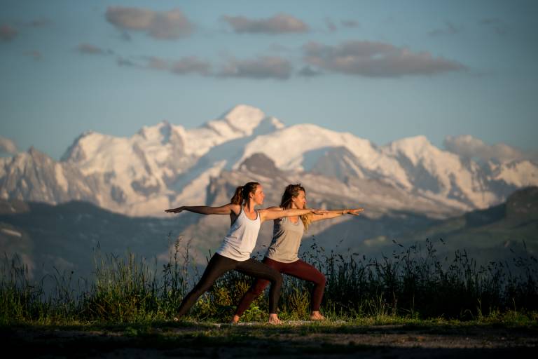 Dynamic yoga image1