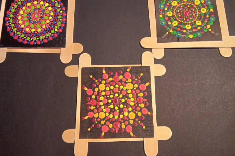 Creative workshop: Creating small mandala dot paintings image1