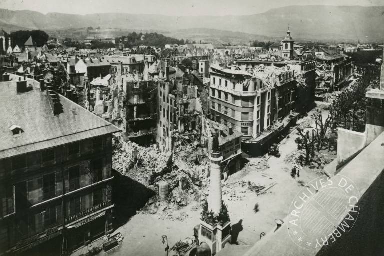 Visite guidée - Le bombardement de 1944 et la reconstruction image1