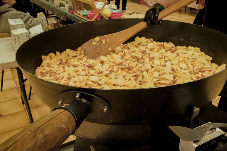 Marché artisans et producteurs image2