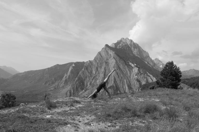 Ashtanga Vinyasa Yoga à Saint Martin La Porte image2