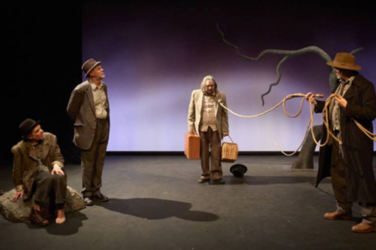 Théatre : "En attendant Godot" de Samuel beckett image1