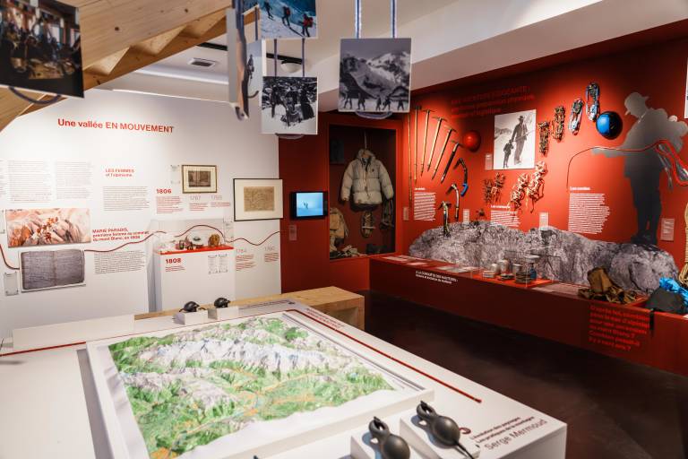 Guided tour: “Being a guide, yesterday and today” image2