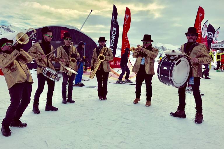 Animation musicale avec la Fanfare Express image2