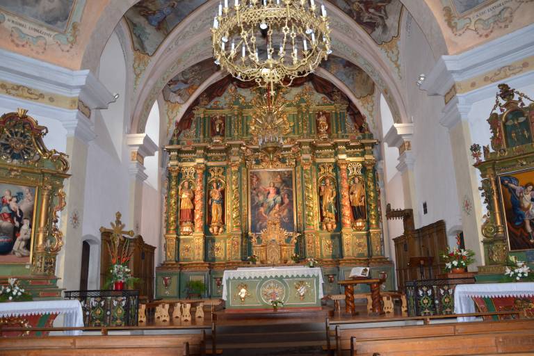 Christmas Mass image1