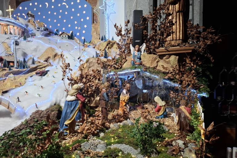 Crèche de Noël - Chemin de Croix image1