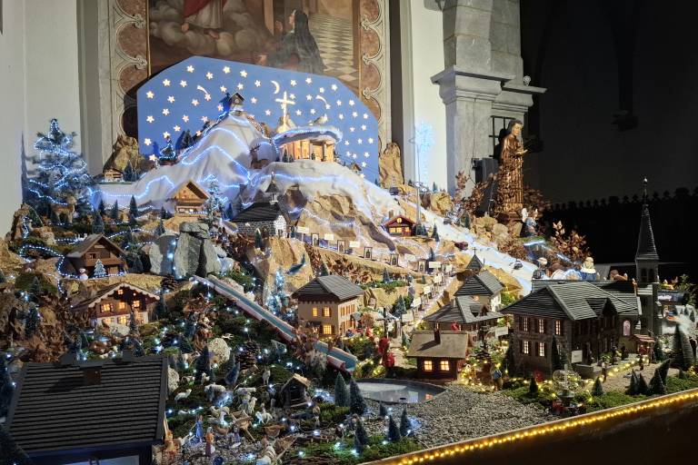 Crèche de Noël - Chemin de Croix image2