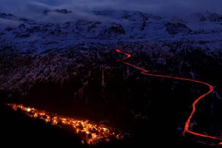 ESF torchlight descent image1