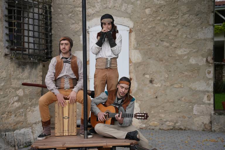 "Eux" family show (FR) image1