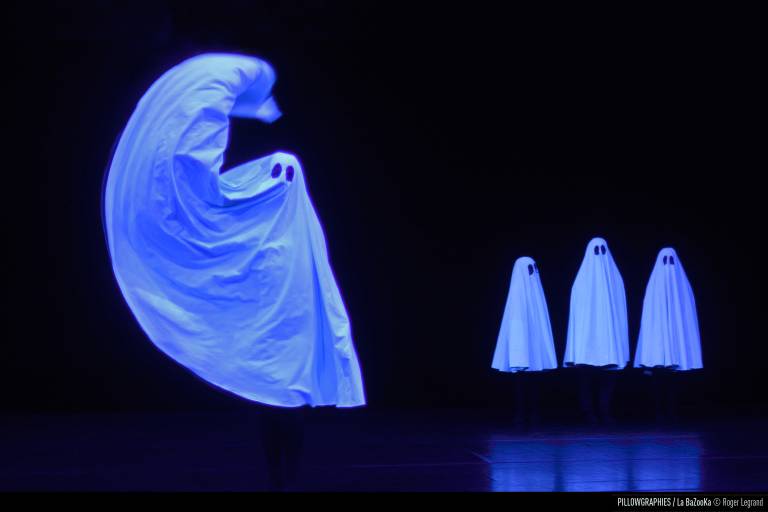 Spectacle : Pillowgraphies image1