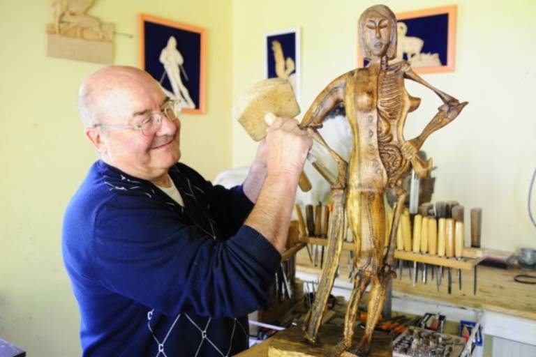 Démonstration de la sculpture sur bois image2