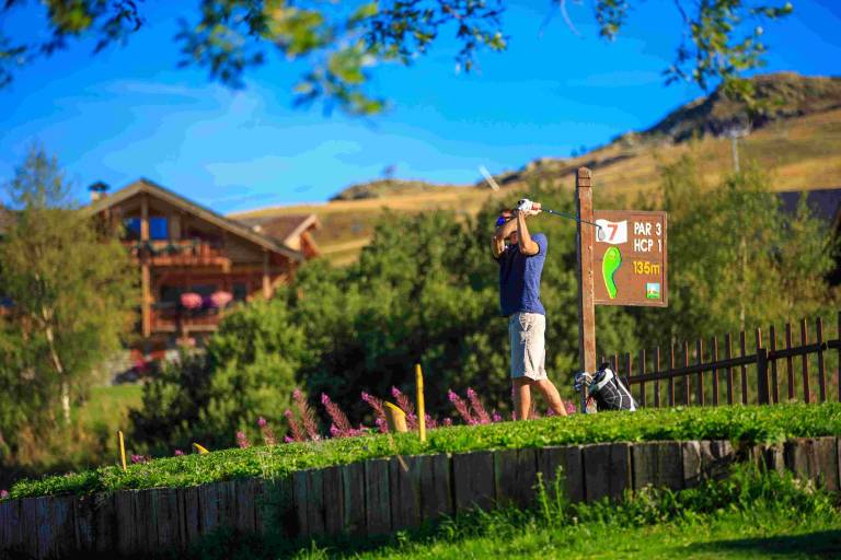 Golf competition image1