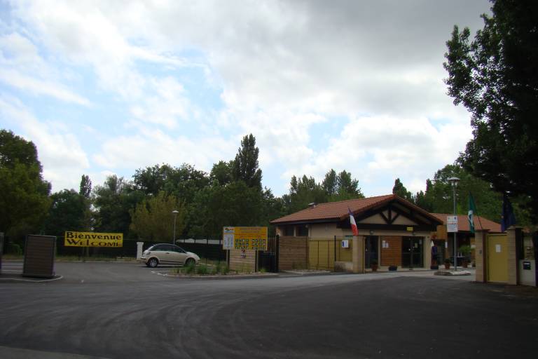 Chalets du camping de la Lône image2