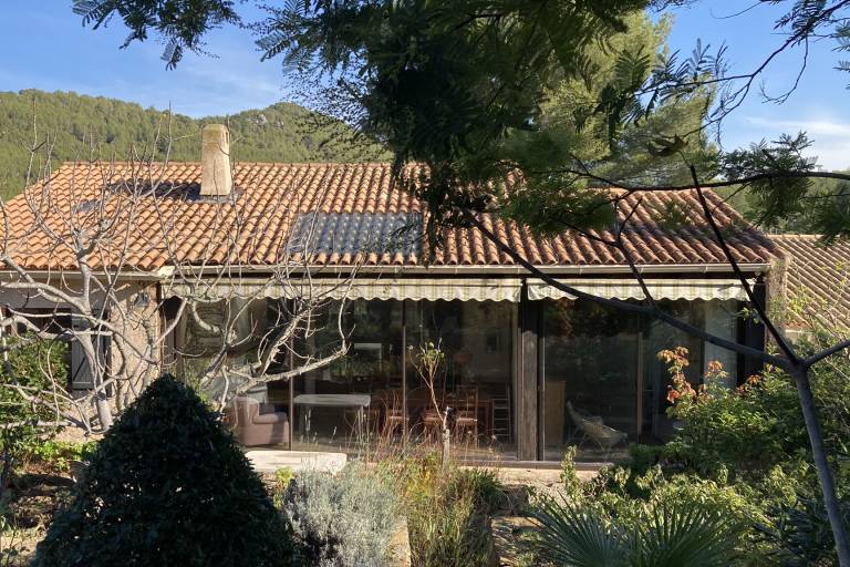 Charming Provencal villa image1