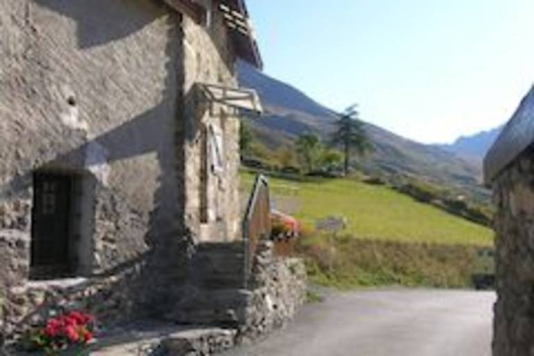 Faure Jean-Claude - La petite maison des Cours image1