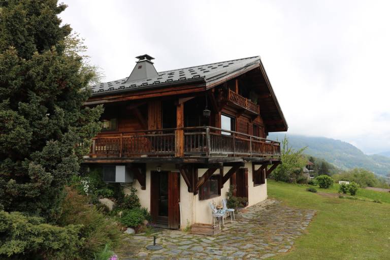 Chalet Vasudeva image1