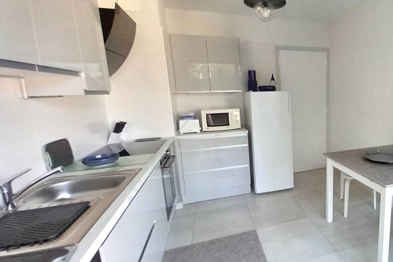Appartement F2 de 65 m2 dans une résidence image2