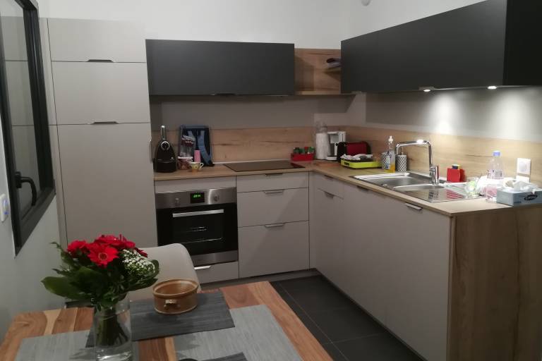 Apartment F2 of 40 m2 in a residence image1