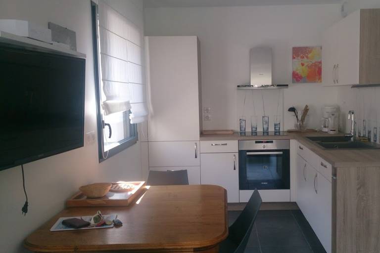 Apartment F2 of 45 m2 in a residence image2