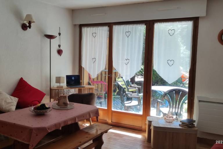 À l'orée du bois image2