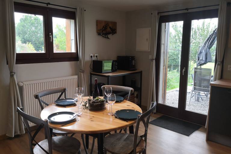 Apartment in house - 60 m² - 2 bedrooms - Mme Gasse Sophie image2