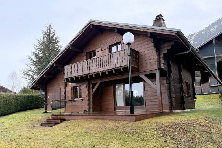 Chalet indépendant des Charmes-5 chambres-100m²- Bruscino Joseph image1