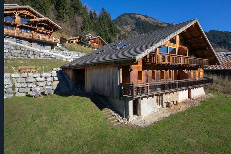 Chalet Wanderlust image1