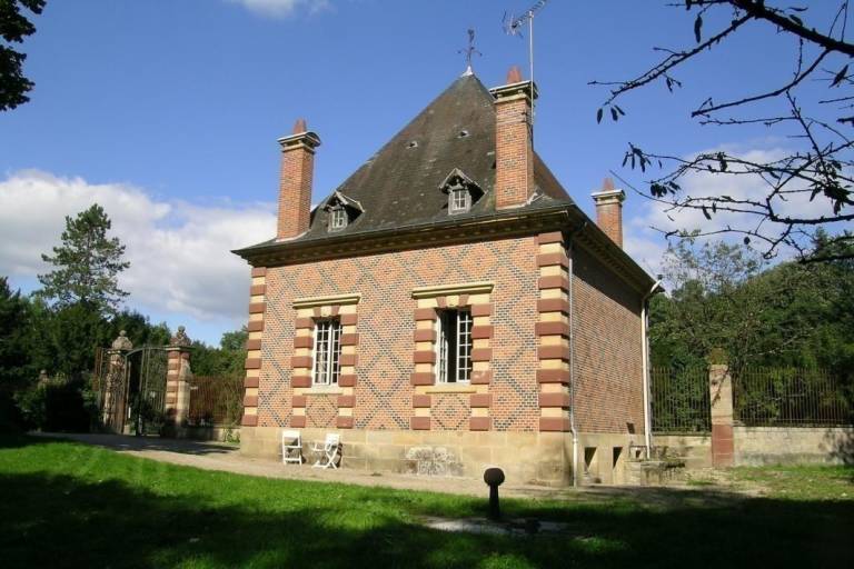 Le Pavillon d'Avrilly image1