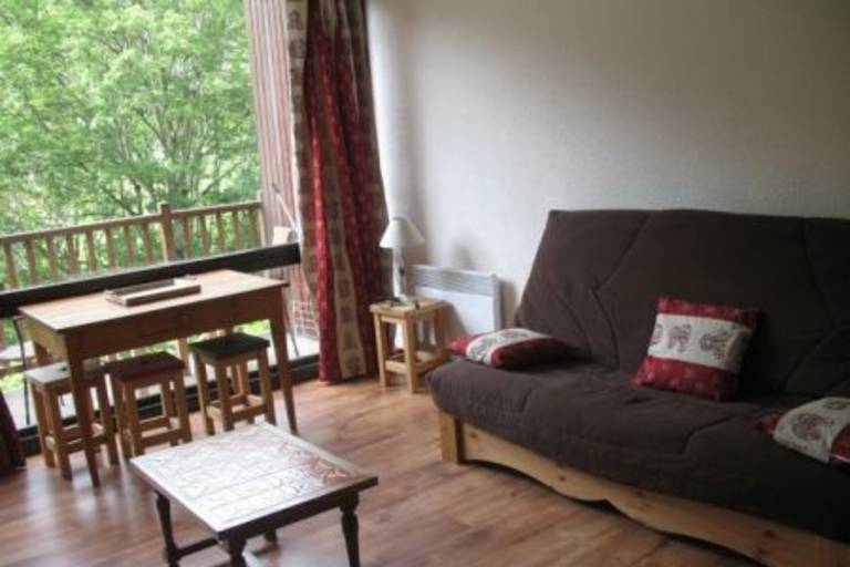 Le Colombier n°107 - Mme Peron image2