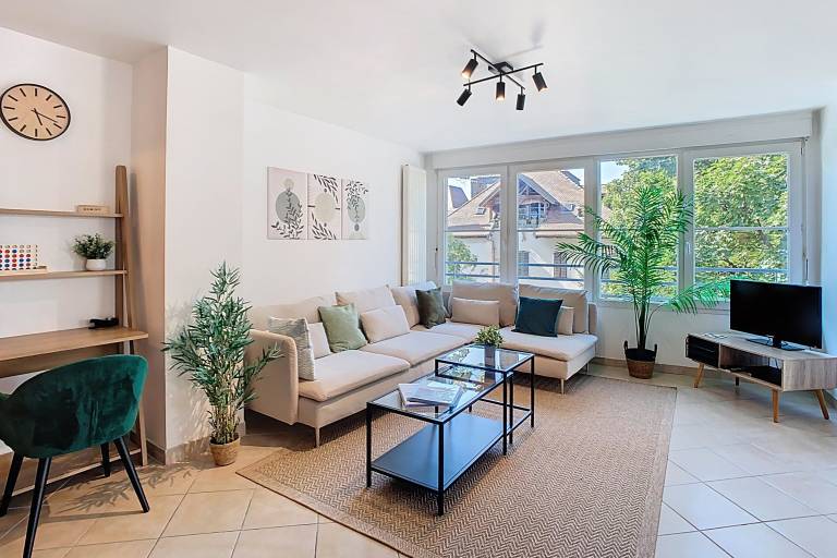 Appartement F4 de 93 m2 dans une résidence image1