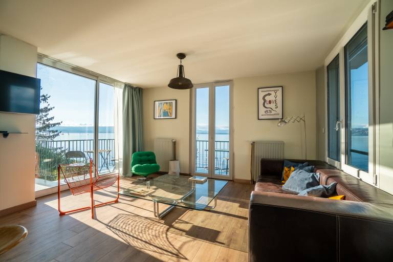 Appartement F4 de 100 m2 dans une villa image2